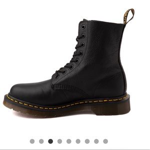 Dr. Martens 1460 Pascal combat boot with Virginia leather (soft leather)